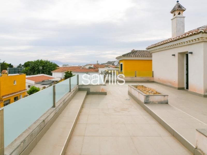 Foto e514f633-78f5-43a6-bd70-959b0720d99b. Chalet mit parking in La Cala del Moral Rincón de la Victoria