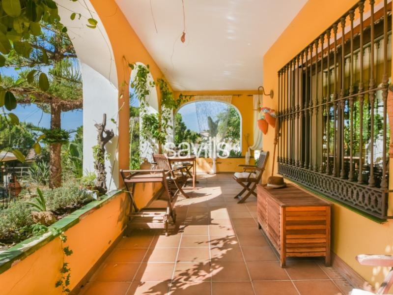 Foto 2144b766-9d1e-4d9c-9578-780b8e3575a8. Casa con parcheggio in Pinares de San Antón Málaga