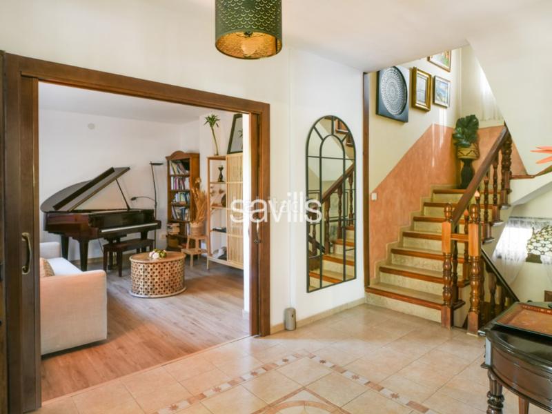 Foto 52ef6be3-21e2-4b24-84f9-9eaa55dd30bf. Casa con parcheggio in Pinares de San Antón Málaga