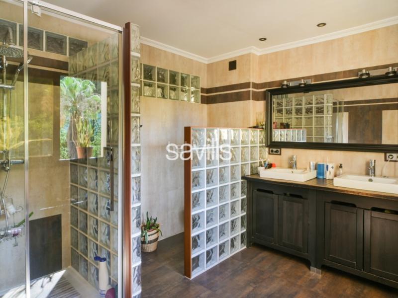 Foto 59a94266-e404-4511-a121-a8b79cf7b456. Casa con parcheggio in Pinares de San Antón Málaga