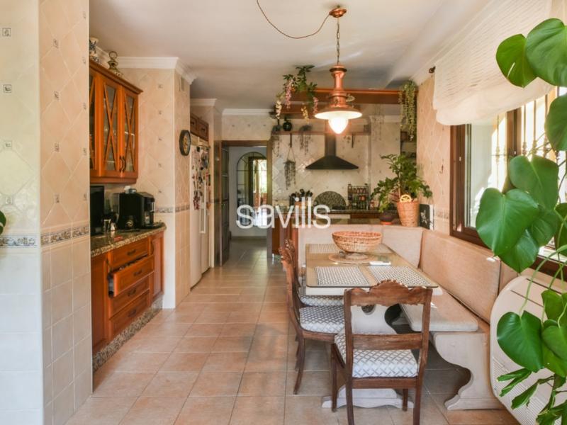 Foto 9ddefc40-ccd1-42ed-861e-98249fce7931. Casa con parcheggio in Pinares de San Antón Málaga