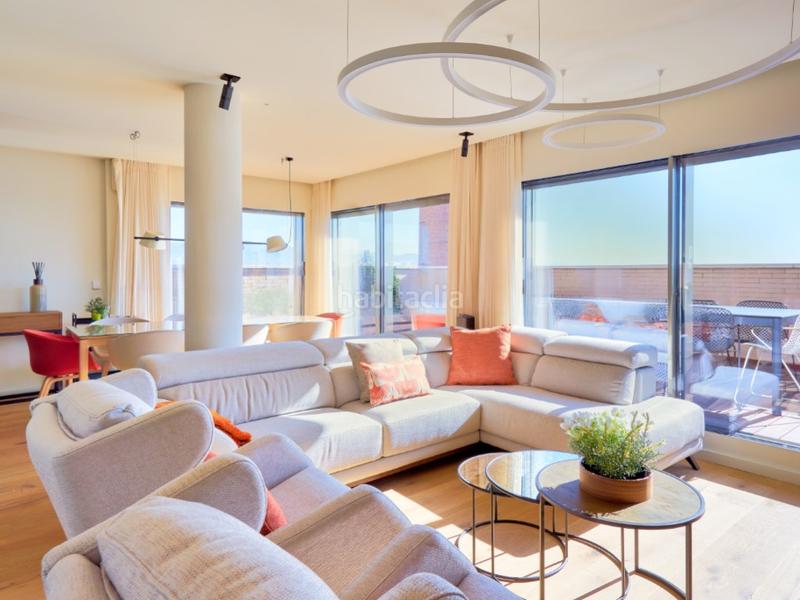 Foto acb0126f-def9-45d4-8b4a-5a63dbce6299. Attique avec parking dans Paseo Marítimo Oeste - Pacífico Málaga