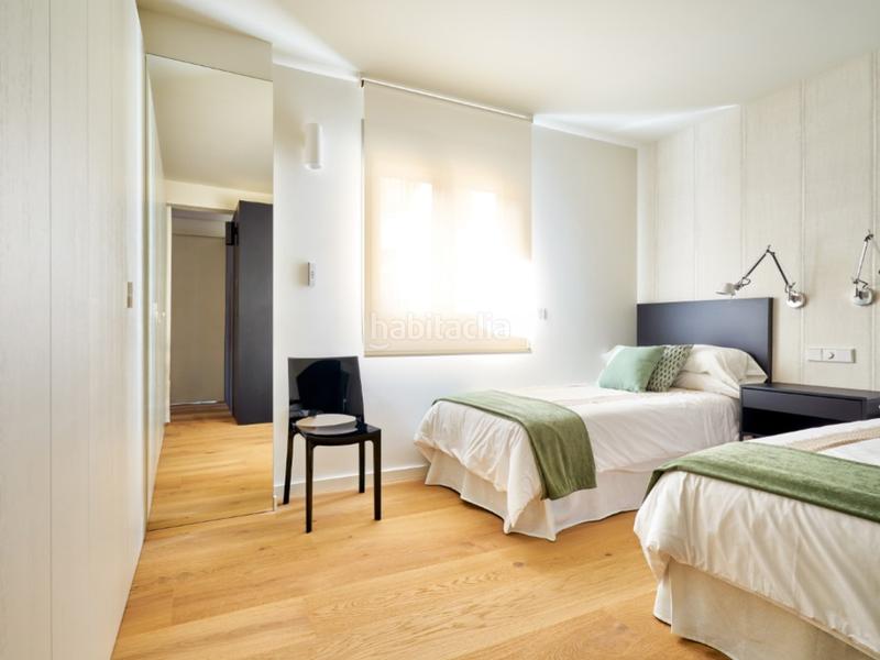 Foto c07d35ce-544e-4837-b4ea-fba89ec55257. Attique avec parking dans Paseo Marítimo Oeste - Pacífico Málaga