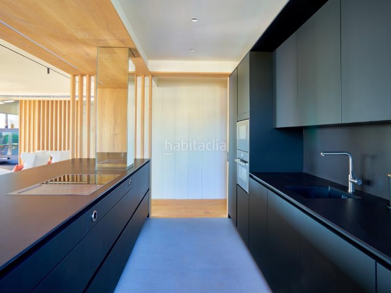 Foto ed629b53-7210-43ea-abaf-e733a653c5c1. Attique avec parking dans Paseo Marítimo Oeste - Pacífico Málaga