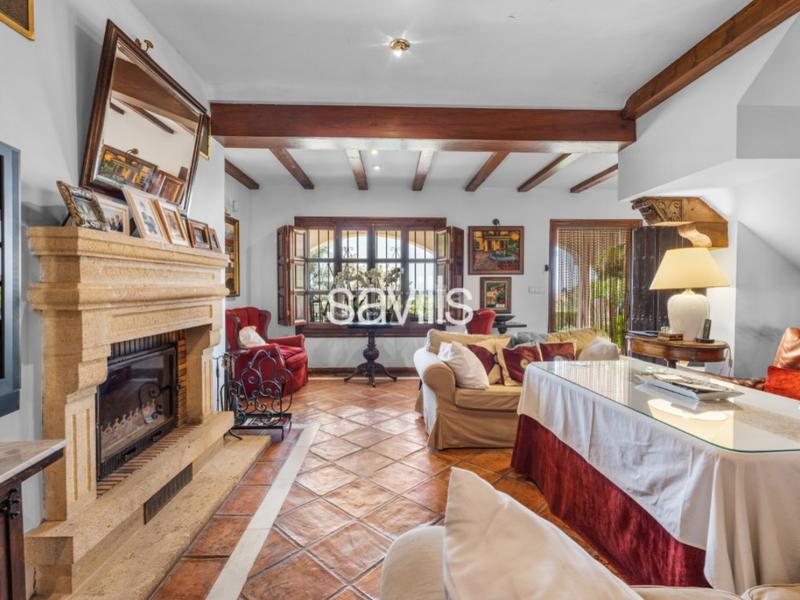 Foto c084bfe9-db20-4dca-82de-af83b4daadf1. Alquiler casa savills presenta esta villa independiente ubicada en una tranquila zona residencial , muy bien comunicada y con todo en Benalmádena