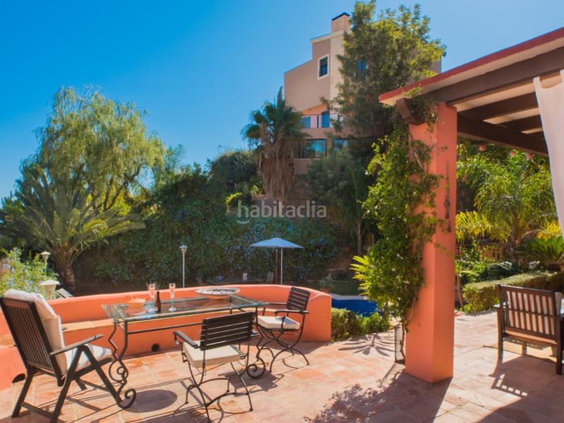Foto 0d658e43-4b58-49ce-aae1-42da27ca1f9e. Casa villa con encanto, luz natural y jardín privado en Pinares de San Antón, en Málaga