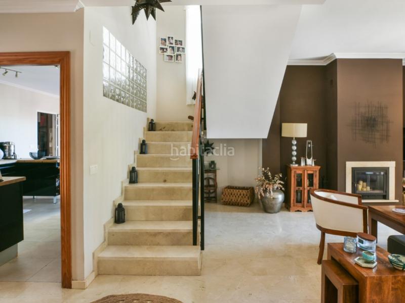 Foto 24cd7d9c-0164-41e3-b7e0-67c48a0f2523. Casa villa con encanto, luz natural y jardín privado en Pinares de San Antón, en Málaga