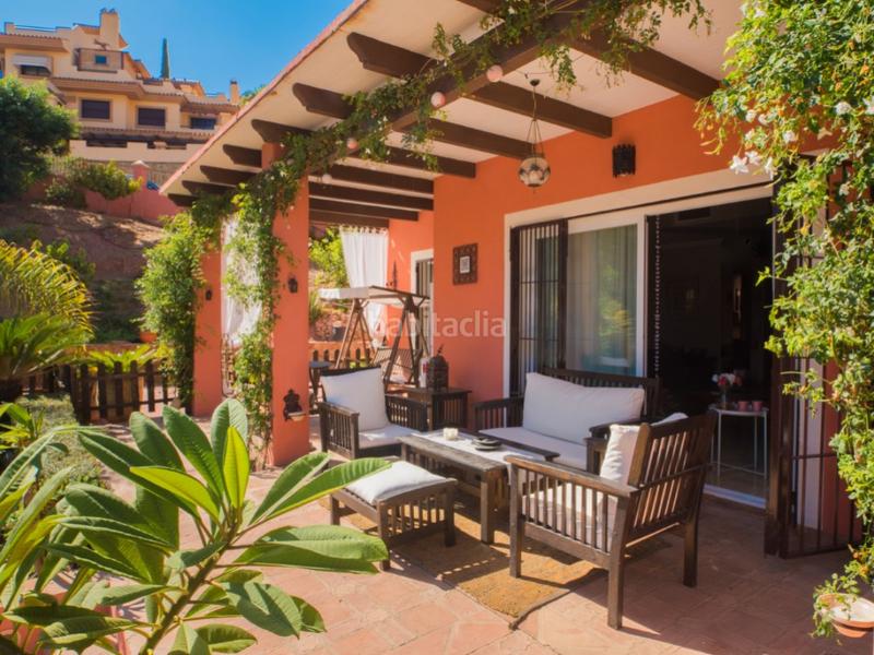 Foto 44a691b0-c381-4f4e-8805-37a5e3c2ef96. Casa villa con encanto, luz natural y jardín privado en Pinares de San Antón, en Málaga