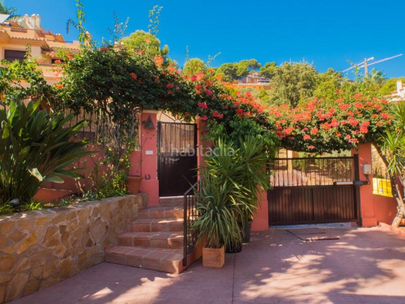 Foto df8e105e-c059-44a7-aa09-15c20f5acd7b. Casa villa con encanto, luz natural y jardín privado en Pinares de San Antón, en Málaga