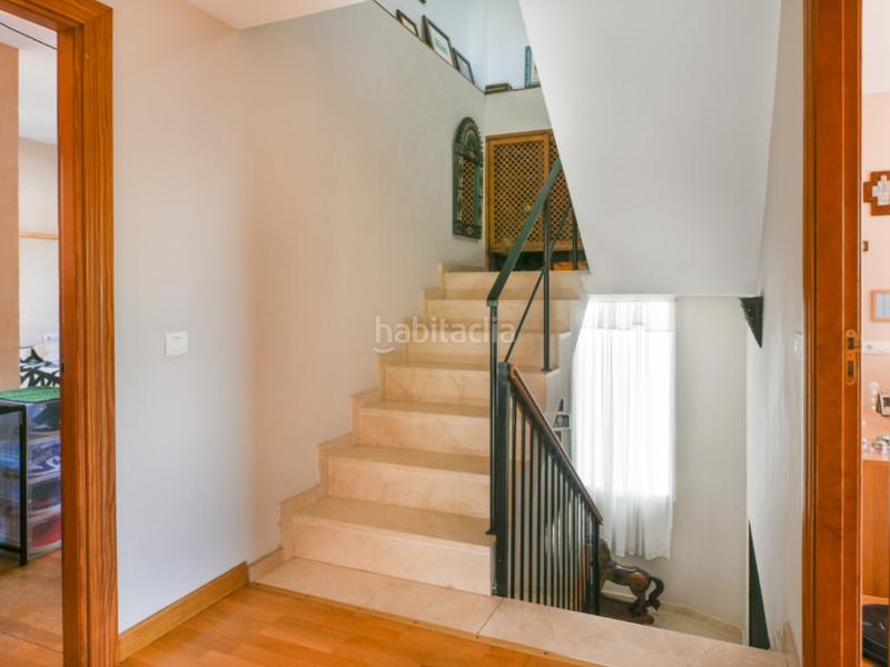 Foto f76c7156-1afd-4f17-9161-5206fcba165b. Casa villa con encanto, luz natural y jardín privado en Pinares de San Antón, en Málaga