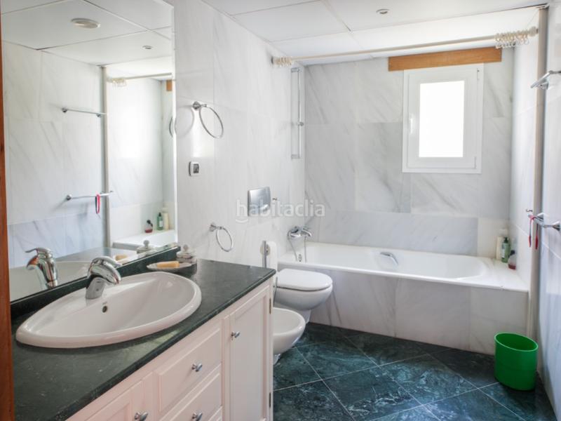 Foto 024b9dfa-b262-4445-b965-b94ecb32b5b8. Chalet exclusivo palacio en una parcela de 15.300 m con impresionantes vistas al mediterráneo. en Málaga