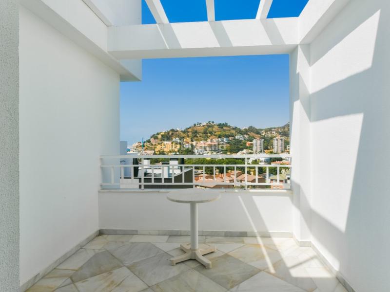 Foto 52f62e82-8f92-4d6c-af1a-0f8d4cc9eb72. Chalet exclusivo palacio en una parcela de 15.300 m con impresionantes vistas al mediterráneo. en Málaga