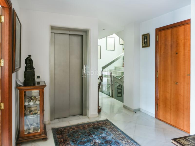 Foto b78ab87a-b16d-4372-9625-988876cf825f. Chalet exclusivo palacio en una parcela de 15.300 m con impresionantes vistas al mediterráneo. en Málaga