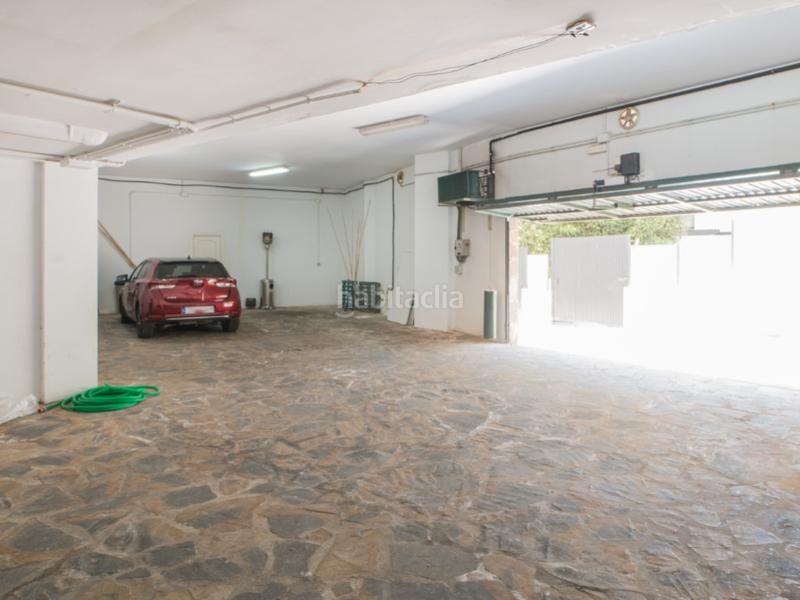 Foto e84b6efa-25fc-4eb1-97ed-a14df0cb4f95. Chalet exclusivo palacio en una parcela de 15.300 m con impresionantes vistas al mediterráneo. en Málaga