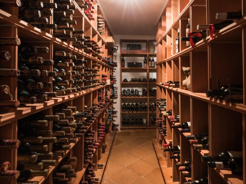 Foto faf212b7-da7b-49b7-8081-56ab673d8ef5. Chalet exclusivo palacio en una parcela de 15.300 m con impresionantes vistas al mediterráneo. en Málaga