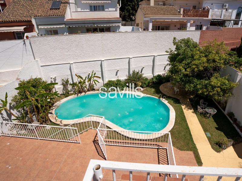 Foto 9dd77d5a-bc4d-4059-8ae9-fd52490e4547. Xalet a Pedregalejo - Morlaco Málaga