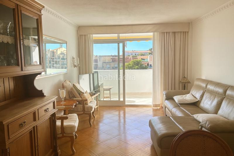 Foto 25ea13bb-cfbc-4eca-9c6a-cd32a9594337. Pis amb piscina a Torreblanca del Sol Fuengirola