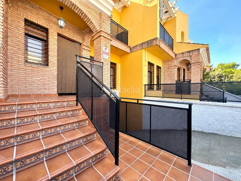 Foto 3d9b3543-0803-483e-bcc9-3878bc726333. Semi detached house with parking in Maracena