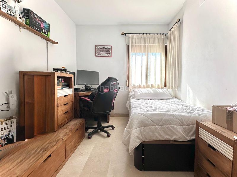 Foto 491dc359-3f1e-45de-9e0c-cf29c040e6a4. Semi detached house with parking in Maracena