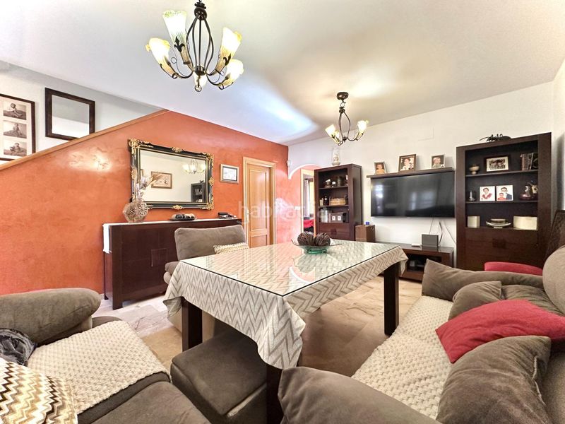 Foto 7804c740-5d2a-4b8c-b0da-735d92721651. Semi detached house with parking in Maracena