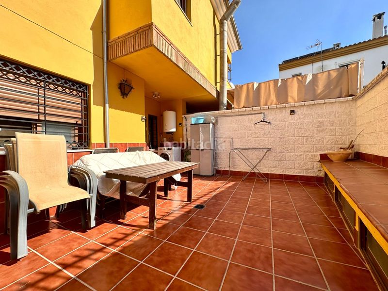 Foto dc8e0b5c-f968-415f-a4bc-375b824d16d3. Semi detached house with parking in Maracena