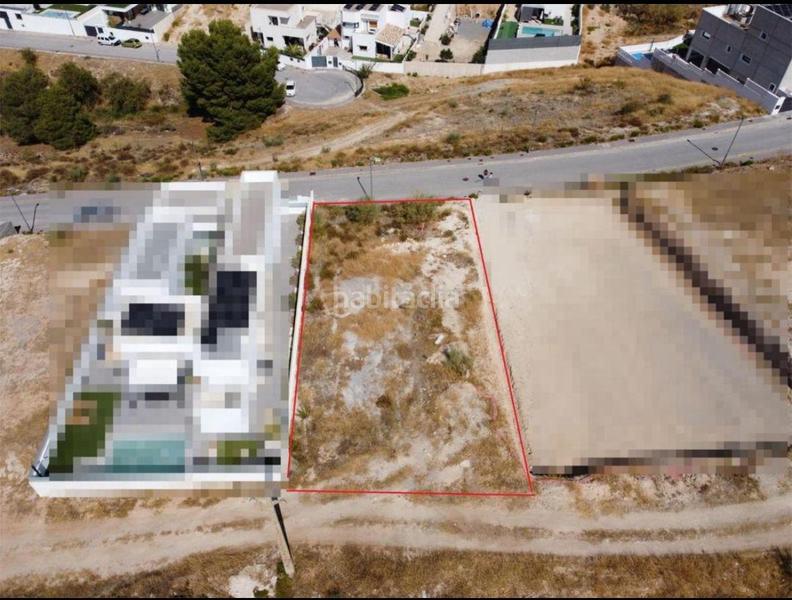 Foto 4f5eb1c5-6242-415b-ac67-d2ab89362fe8. Residential plot in Altos de la Zubia Zubia (La)