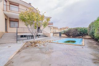 Chalet  Calle de fuensanta. Chalet en venta en la mejor zona de atarfe