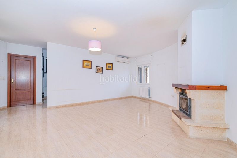 Foto 961b315f-343c-42e8-932b-d09425931e0c. Xalet amb aparcament piscina a Atarfe