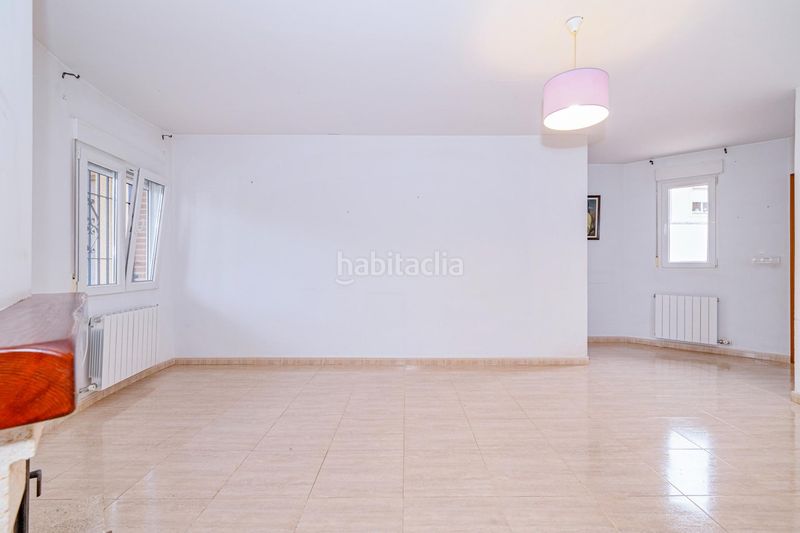 Foto e2fc5e71-9834-4612-9ebf-09273be07723. Xalet amb aparcament piscina a Atarfe