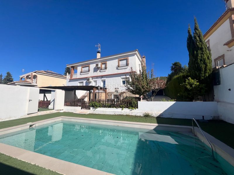 Foto 8b84c378-6e59-42a3-a2b8-30dd9af7cbb4. Xalet a Padul