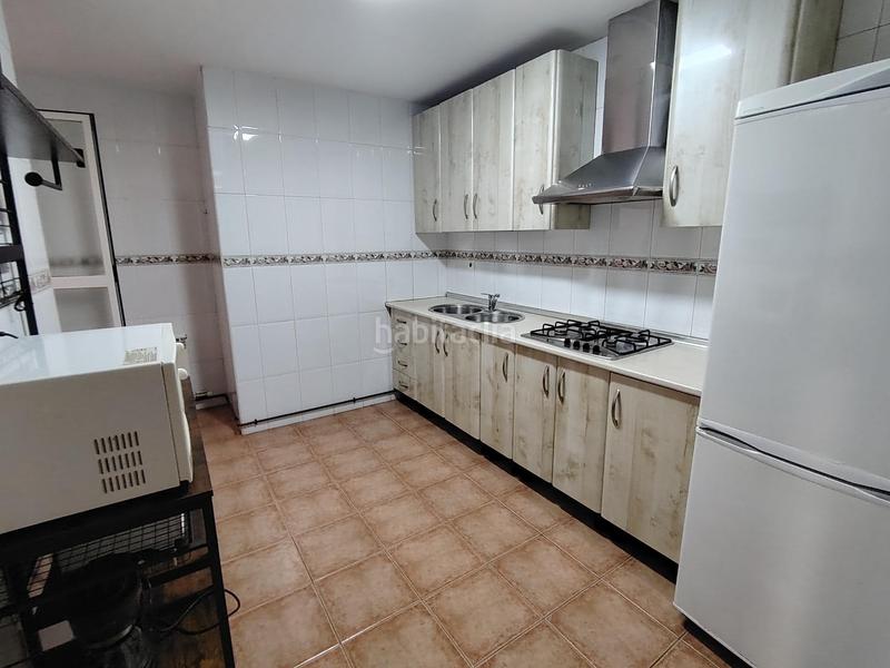 Foto 1e7b3707-bd1d-4627-a564-4edeade43c97. Lloguer pis amb aparcament a Poniente Armilla