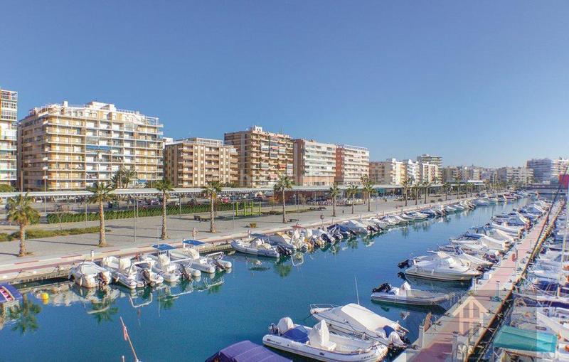 Foto d097ce7d-65e5-48ca-b02a-62a1299b7914. Appartement dans espoz y mina 54 dans Centro Santa Pola