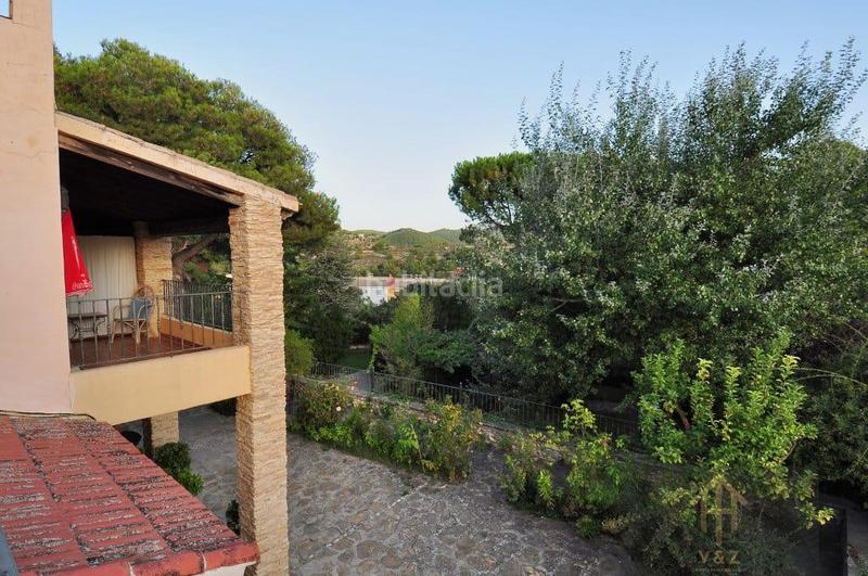Foto d56ef17e-8ce8-49d4-bd4b-8ff263d65a9b. Edifici amb piscina a Xixona