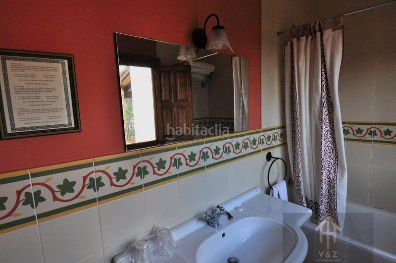 Foto e808ee7c-b552-461b-8961-8995e965f802. Edifici amb piscina a Xixona