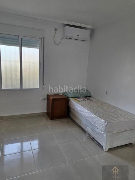 Foto b7936e28-d30c-4e70-8b0d-47adca5bae27. Piccolo appartamento in Virgen del Remedio - Parque Lo Morant Alicante