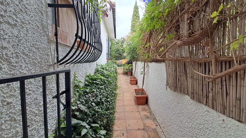 Foto 21834b96-41bc-421e-bf9d-93f0546cc7e4. Chalet en El Pinillo Torremolinos