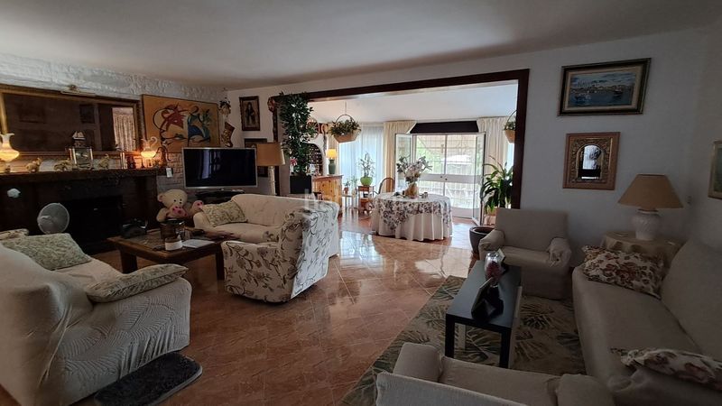 Foto 82e9868d-9e6c-4138-9773-cba3411a2085. Chalet en El Pinillo Torremolinos