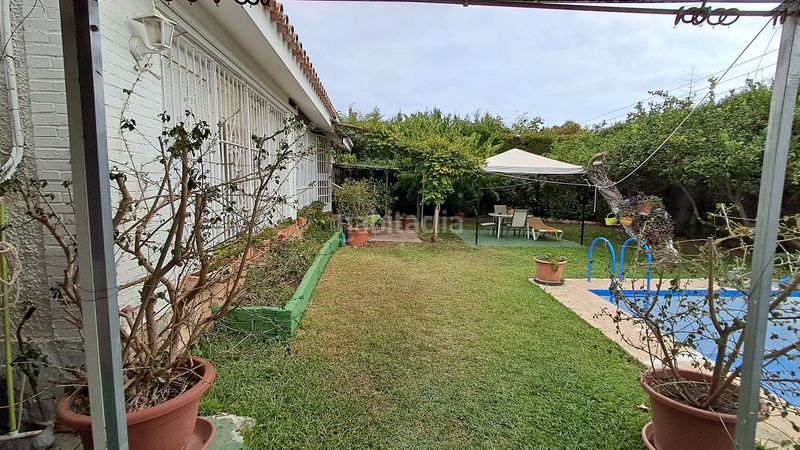 Foto a8f0b623-78d0-4cc0-9db9-c00930f03ff4. Chalet en El Pinillo Torremolinos