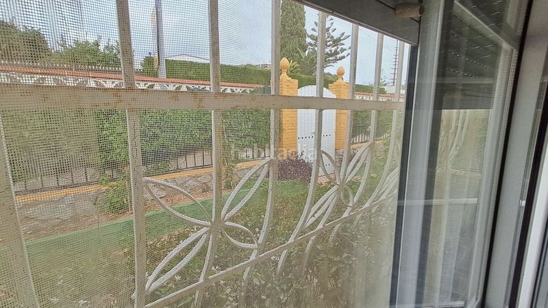 Foto d6dc68b2-8562-4ad2-9b74-ebf8f725856e. Chalet en El Pinillo Torremolinos