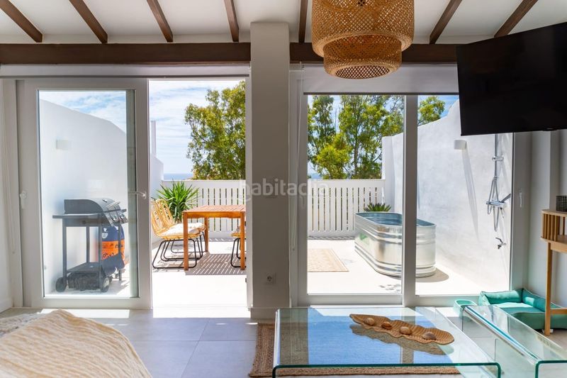Foto 08a8551b-4beb-4766-b1a0-2df137b4f2a4. Casa adossada amb calefacció aparcament a Zona Centro Comercial Torrequebrada Benalmádena