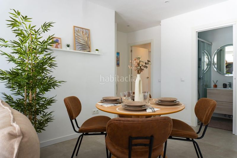 Foto bdaf82d1-9a0f-4771-bf9c-6b1d1afcee18. Casa adossada amb calefacció aparcament a Zona Centro Comercial Torrequebrada Benalmádena