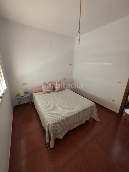 Foto 030f67a7-522c-4762-a84a-5b7ef48dd72d. Casa adossada a calle séneca 6 a Campillos