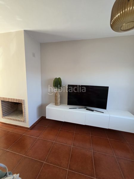 Foto 2ce713d6-d9b4-4369-bc68-33428a21b5d2. Casa adossada a calle séneca 6 a Campillos