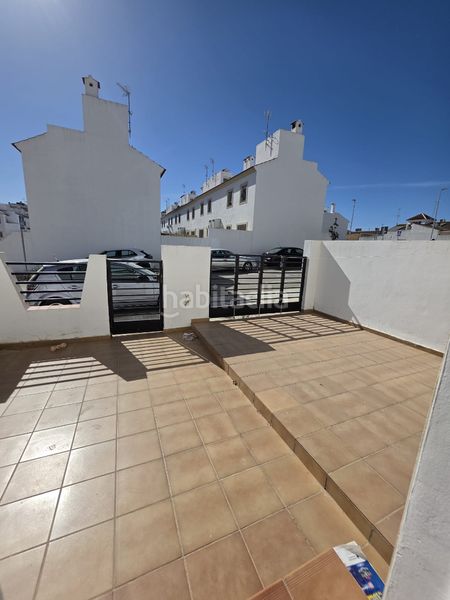 Foto bb4794c7-7336-444e-9842-d3d7993af1d7. Casa adossada a calle séneca 6 a Campillos