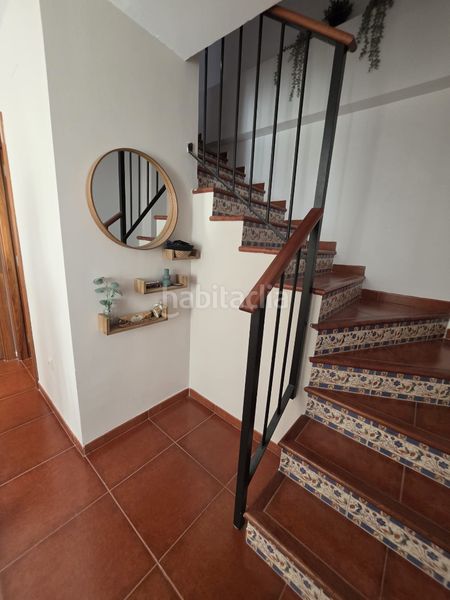 Foto fa91b5bb-277b-4d5f-adb0-a4414afbb9c9. Casa adossada a calle séneca 6 a Campillos