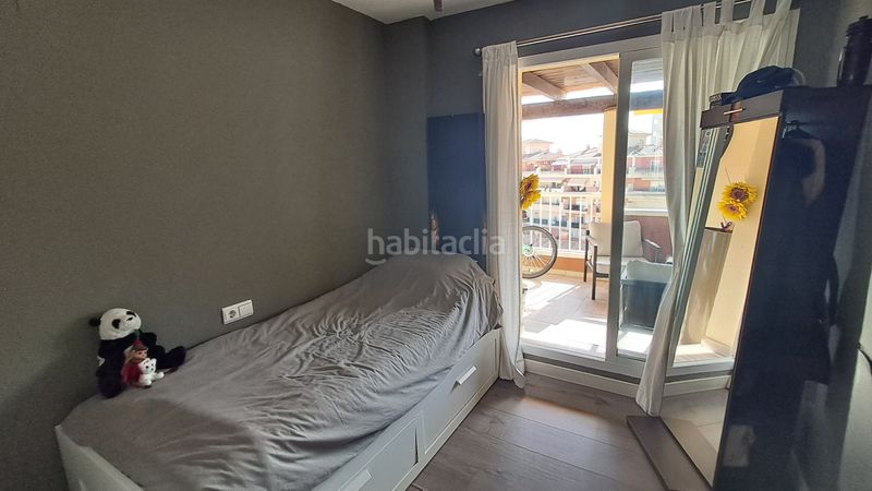 Foto 3b827940-d8bd-4b75-8d9f-d2d52de99ffc. Dúplex a calle ancla 6 a Zona Centro Comercial Torrequebrada Benalmádena