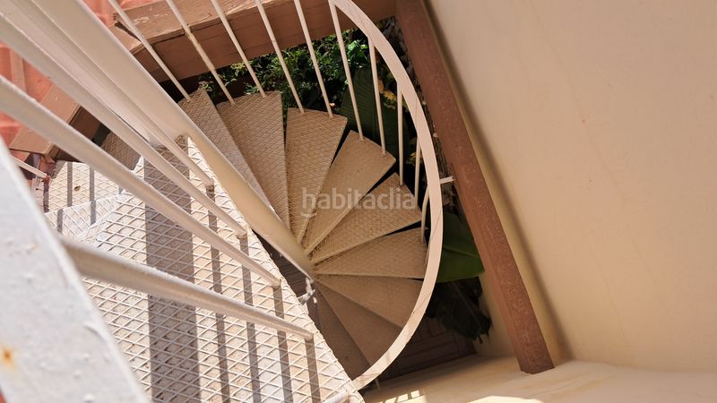 Foto de34e91b-15f6-4c25-bfb4-208d925ea00a. Dúplex a calle ancla 6 a Zona Centro Comercial Torrequebrada Benalmádena