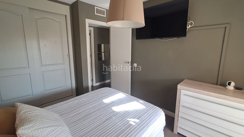 Foto f2e95abd-1e13-4856-9b3e-3b525a887b7b. Dúplex a calle ancla 6 a Zona Centro Comercial Torrequebrada Benalmádena