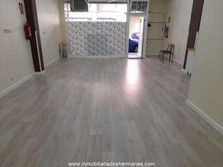 Lloguer Local Comercial a Estruch-Eixample. Local completamente reformado