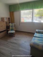 Appartement à Carrer de l'urgell 30. Planta baja con opción a parquing